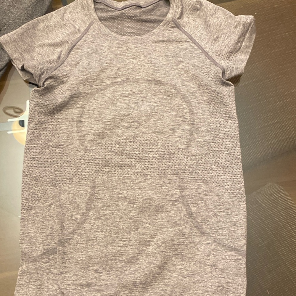 Lululemon T-shirt